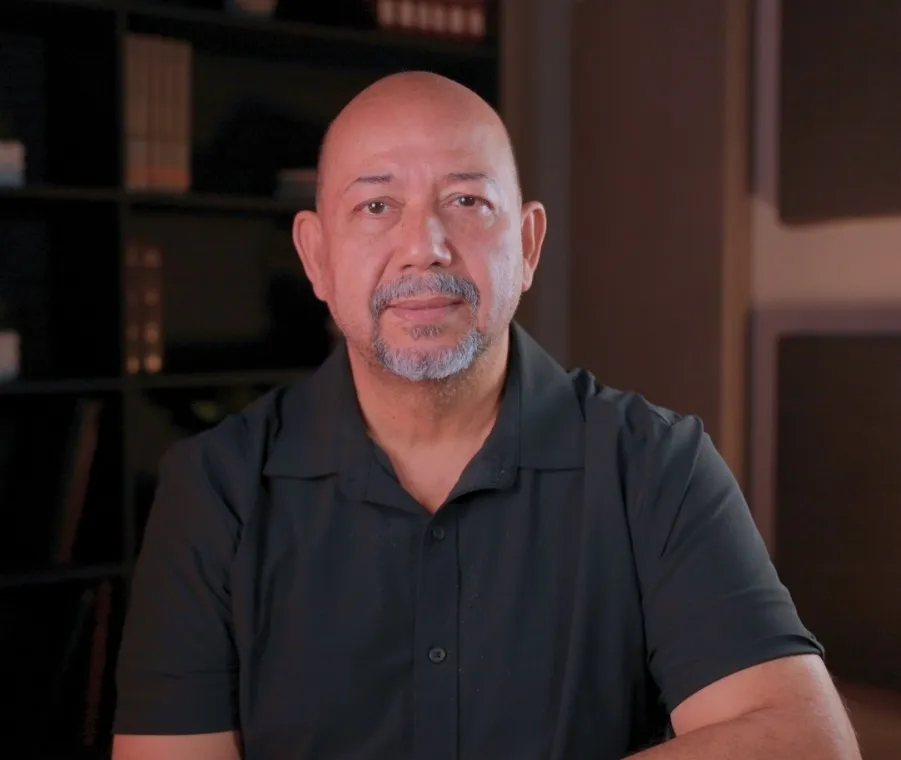 Ricardo-Castillo-1.webp